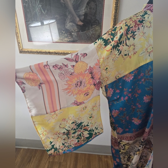 We The Free Patched With Love Robe - Picture 6 of 13